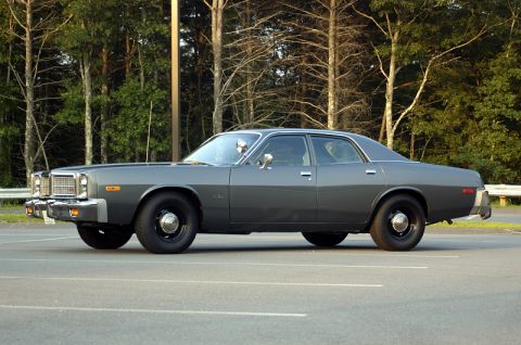 1978 Dodge Monaco - Side profile of a 1978 Dodge Monaco sedan.