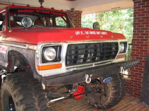 1979 Ford Bronco - round headlights!!!
