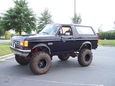 1990 Ford Bronco photo
