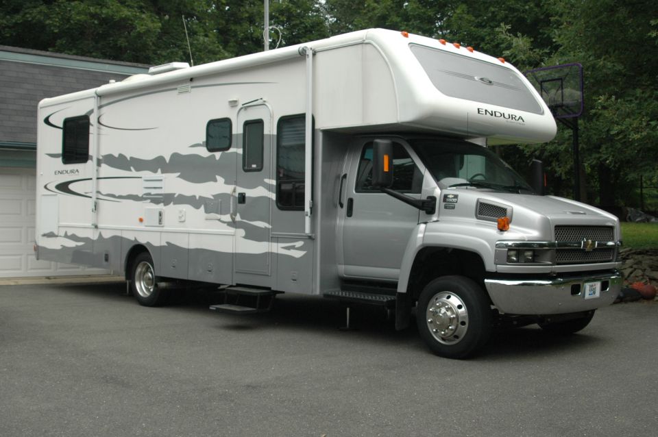 2005 Chevrolet C-6500/Kodiak “GulfStream Endura RV - SOLD!”