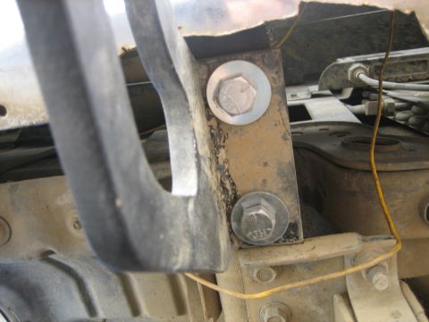 1989 Ford Bronco - Im going to get 1/2 Grade 8 bolts.