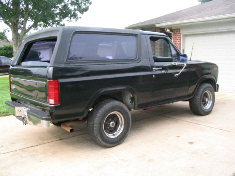 1983 Ford Bronco photo