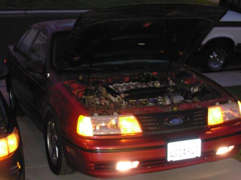 1995 Ford Taurus - another engine shot