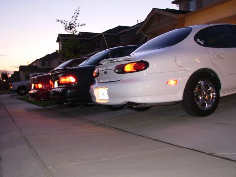 1995 Ford Taurus - ass end shot