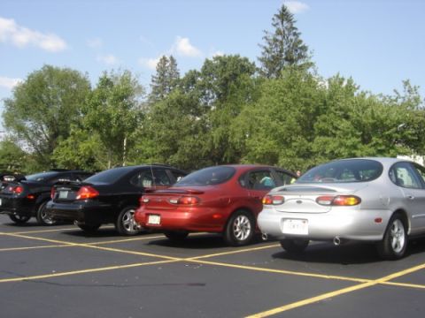 1999 Ford Taurus photo