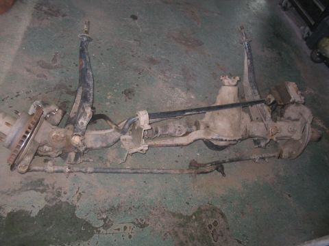 1990 Ford Bronco - This is a front axle assembly, not a 1990 Ford Bronco.