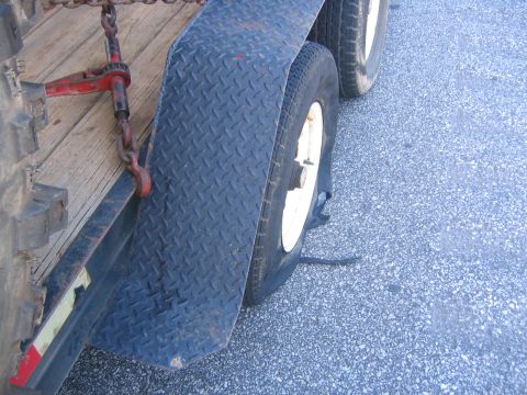 1979 Ford Bronco - Startin out our weekend of wheelin with a trailer flat....
