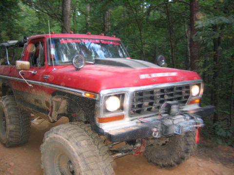 1979 Ford Bronco - see my hood cowl? and then winch i didnt use yet...