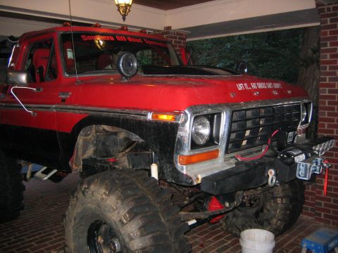 1979 Ford Bronco - winch and cowl