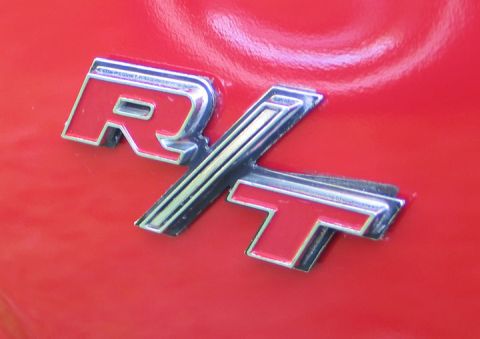 1994 Ford Bronco - Close-up of an RT emblem, with a Supermotors.net watermark visible.