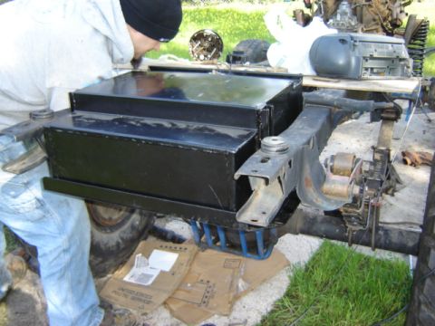 1971 Ford Bronco - 24 gallon BC Bronco slider tank.