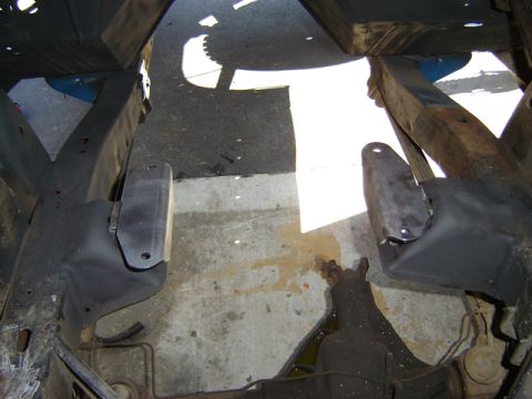 1971 Ford Bronco - Motor Mounts