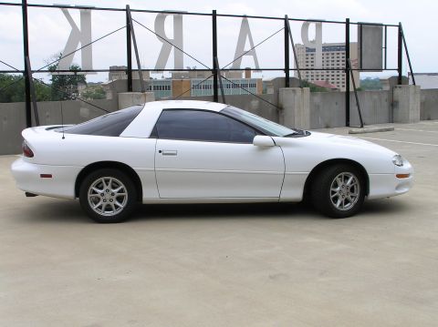 2001 Chevrolet Camaro photo