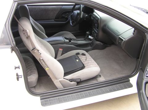 2001 Chevrolet Camaro photo