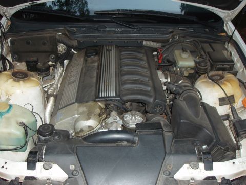 1993 BMW 3 Series photo