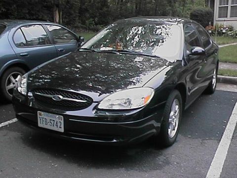 1993 Ford Taurus photo