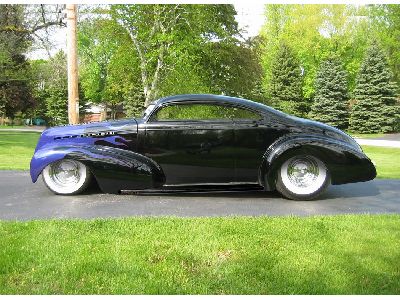 1940 Chevrolet Suburban - side view