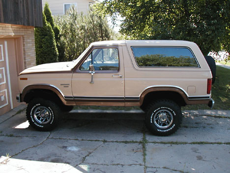 1986 Ford Bronco photo