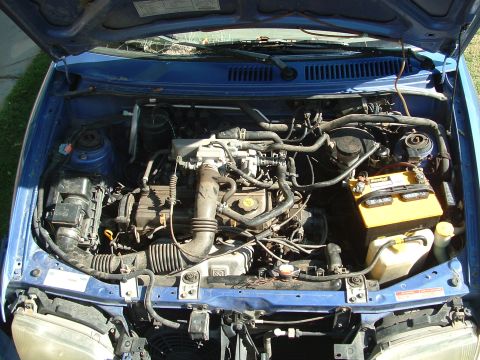 1995 Ford Aspire - Dirty engine picture, needs to be cleaned.