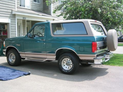 1996 Ford Bronco - Freshly Waxed
