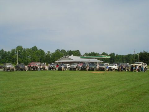 1979 Ford Bronco - everyone standing next to their rigs!