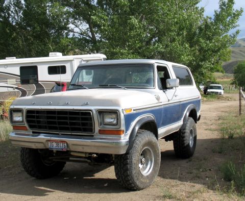 1979 Ford Bronco - This Ford Bronco has a two-tone paint scheme and appears to be from the late 1970s.