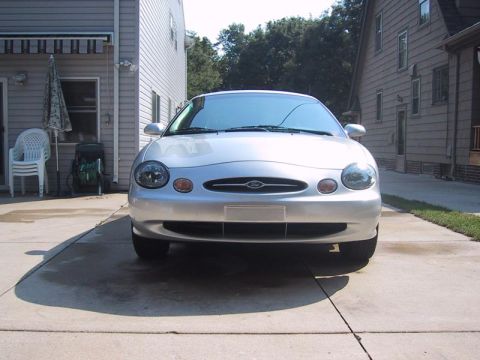 1999 Ford Taurus - Front