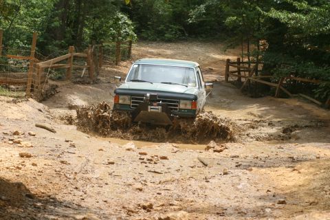 1990 Ford Bronco - In the mud