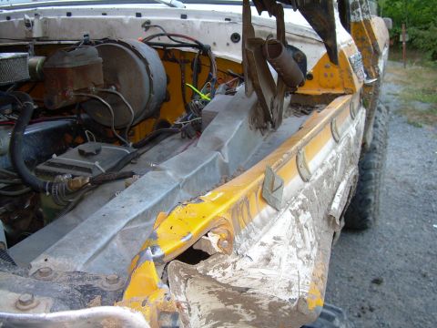 1978 Ford Bronco - Another shot of creased inner fender