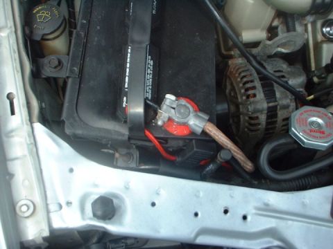 1993 Ford Taurus - wire to battery