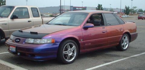 1993 Ford Taurus photo
