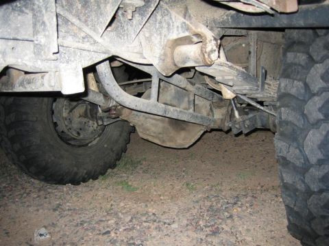 1994 Ford Bronco - The rear axle and suspension components of a 1994 Ford Bronco are visible in this image.