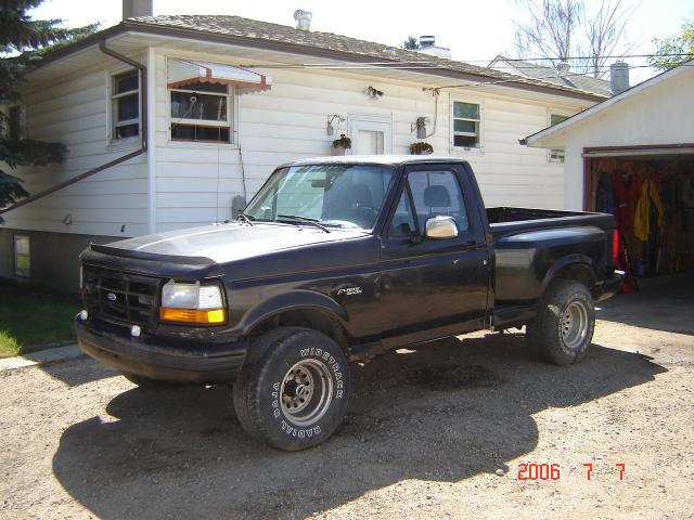 1992 Ford F-150 “Old'N'Busted”