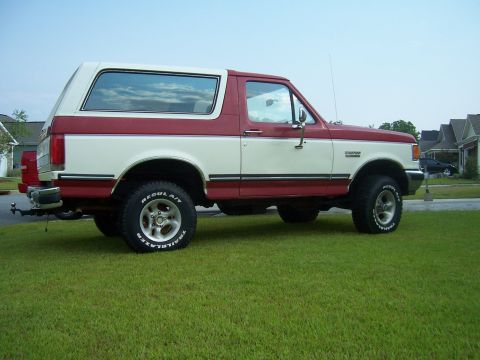 1988 Ford Bronco photo