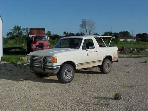 1987 Ford Bronco photo