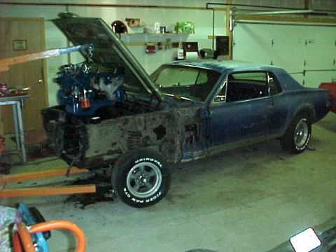 1968 Mercury Cougar - Out comes the engine.