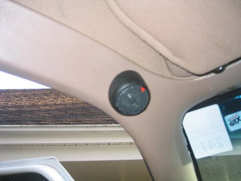 1996 Ford Bronco - A-pillar mounted tweeters