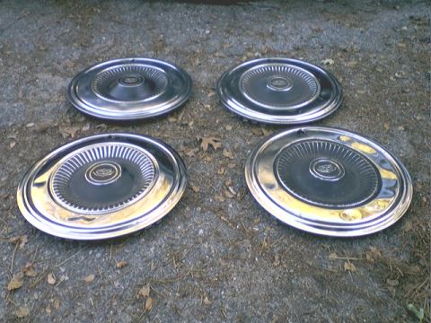 1973 Ford Ranchero - Ranchero/Gran Torino wheel covers