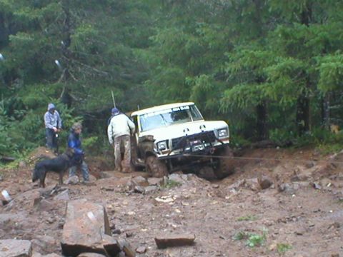 1978 Ford Bronco - Finally, the cable was hooked up.