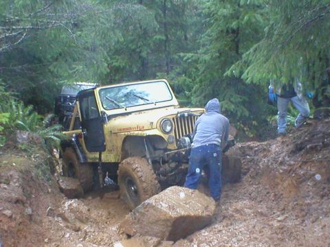 1978 Ford Bronco - Hookin' up the cable.