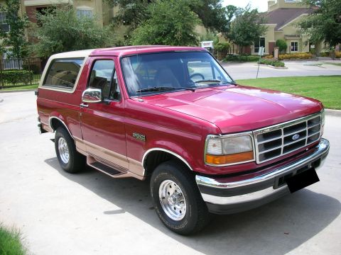 1995 Ford Bronco photo