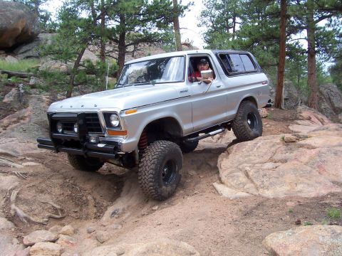 1978 Ford Bronco - My dad behind the wheel showing off ;)