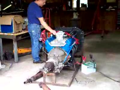 1968 Ford F-100 - Dad playing with my motor while running open headers.