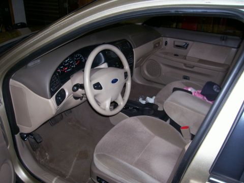 2000 Ford Taurus - Interior