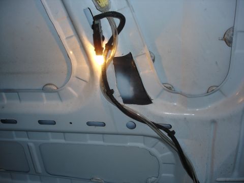 1996 Ford Bronco - After cutting. There is plenty of room now.