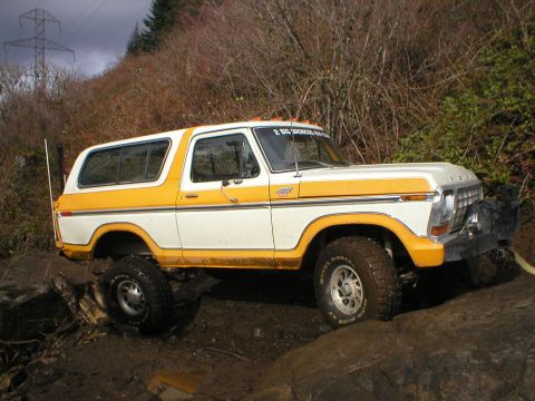 1978 Ford Bronco - This 1978 Ford Bronco navigates a challenging off-road course.