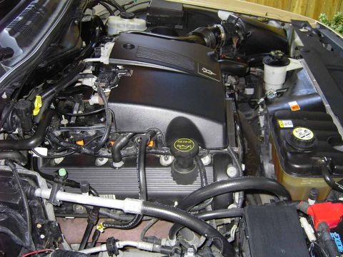 2003 Ford Crown Victoria photo