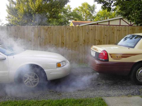 2003 Ford Crown Victoria photo