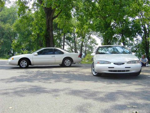 1996 Ford Thunderbird photo
