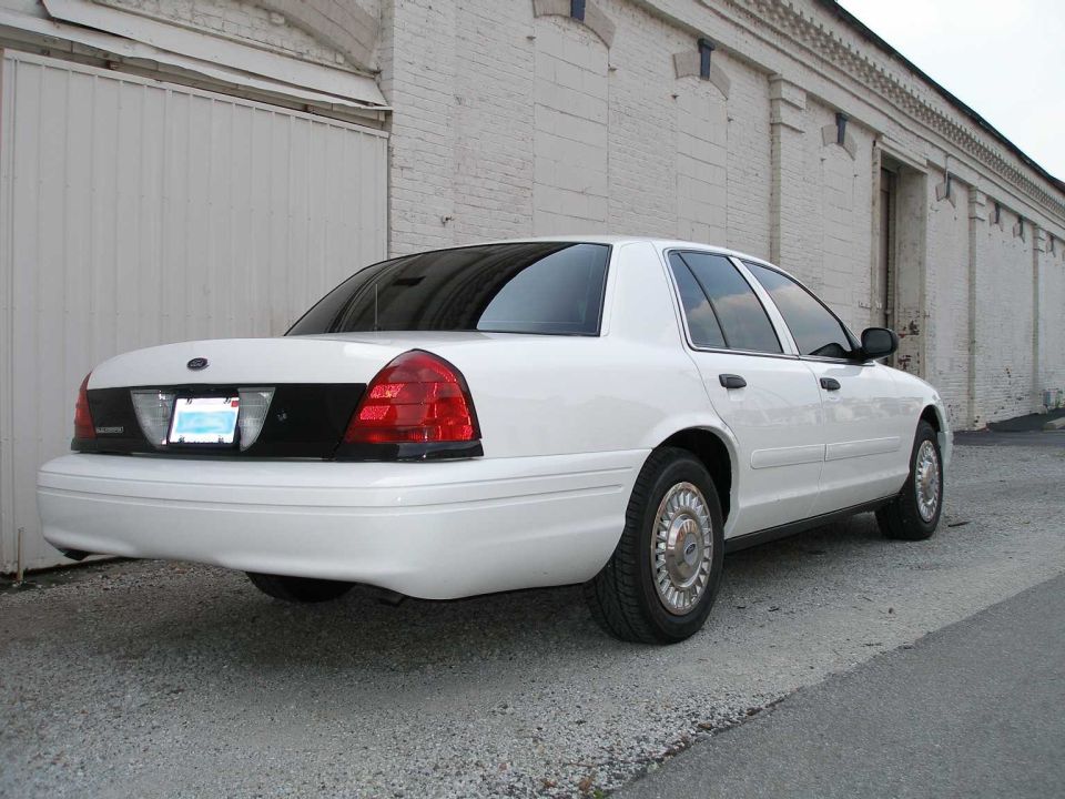 White 2001 Ford Crown Victoria rear view